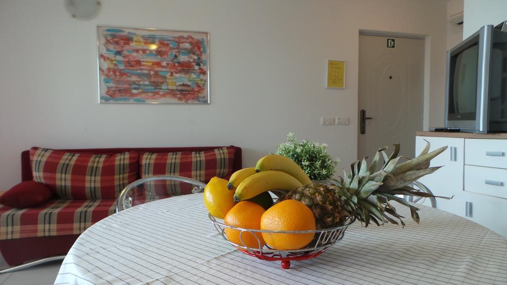 Apartments Henc Novigrad Istria Szoba fotó