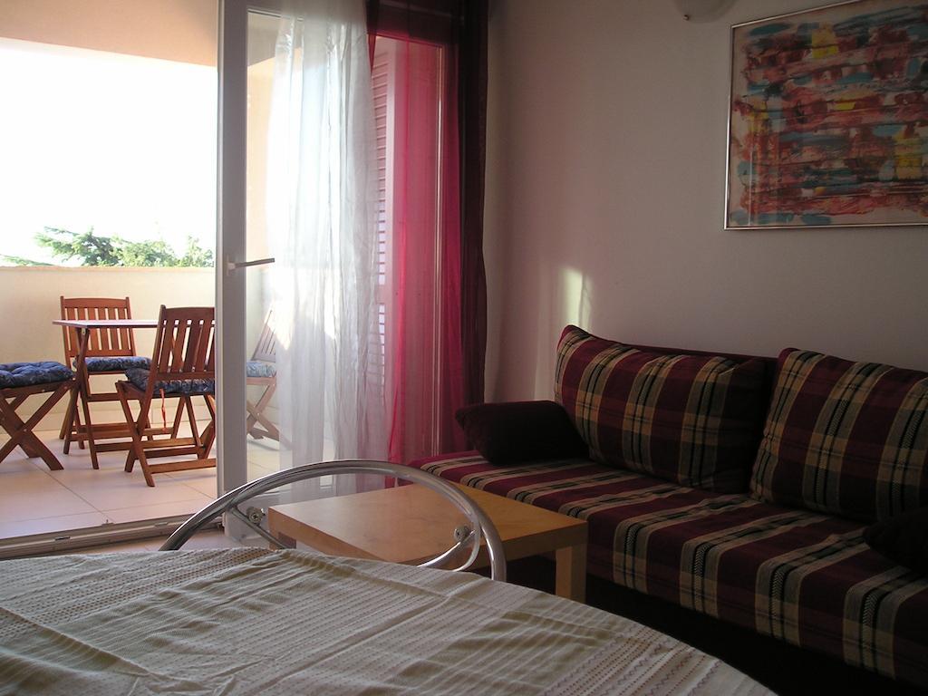 Apartments Henc Novigrad Istria Szoba fotó