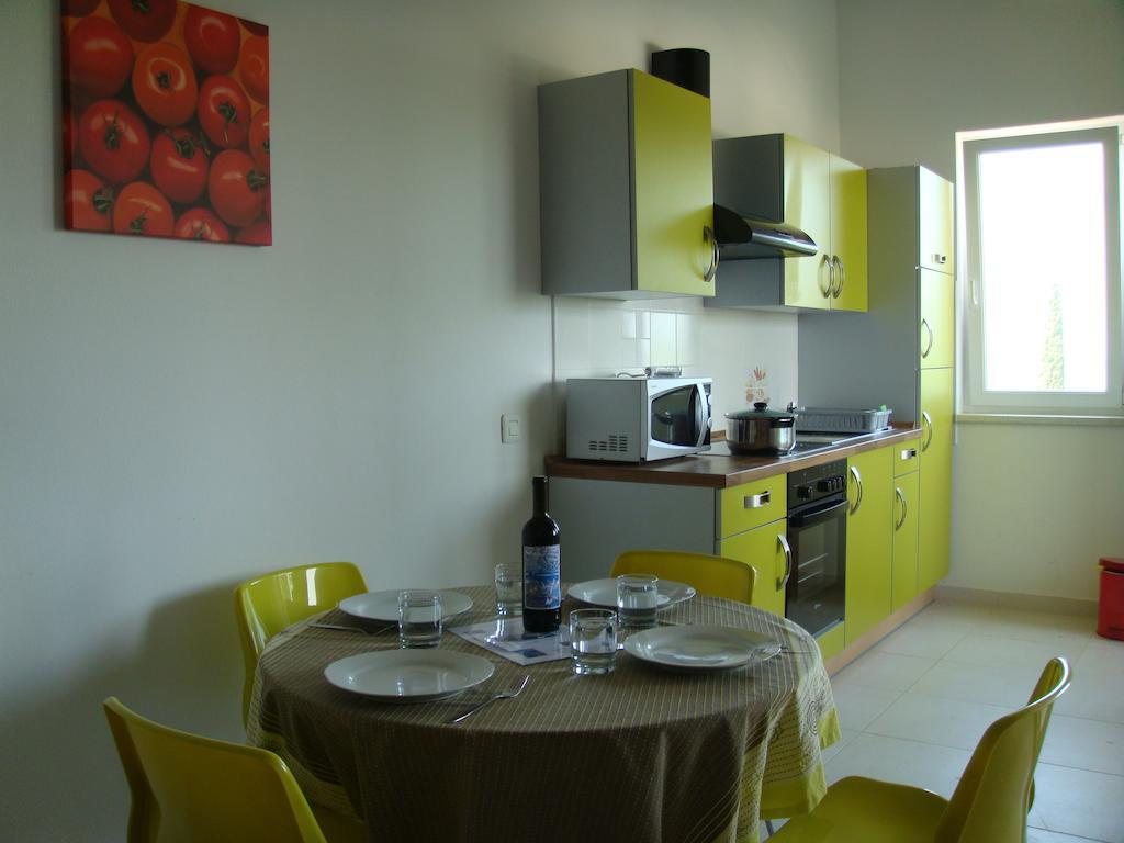 Apartments Henc Novigrad Istria Szoba fotó