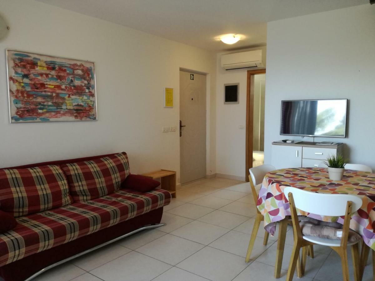 Apartments Henc Novigrad Istria Kültér fotó